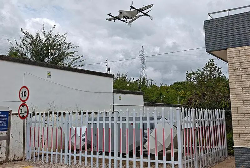 云南电网部首次署垂直起降固定翼无人机机巢(图1)